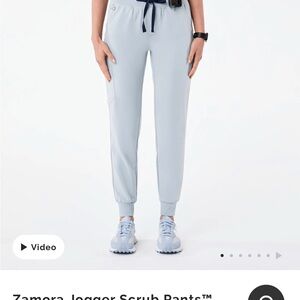 NWT Zamora high waisted Scrub Pants in Dusty blue